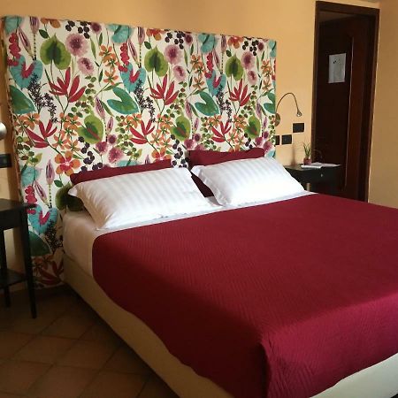 Residenza Viviani Bed & Breakfast ซานตาเญลโล ภายนอก รูปภาพ