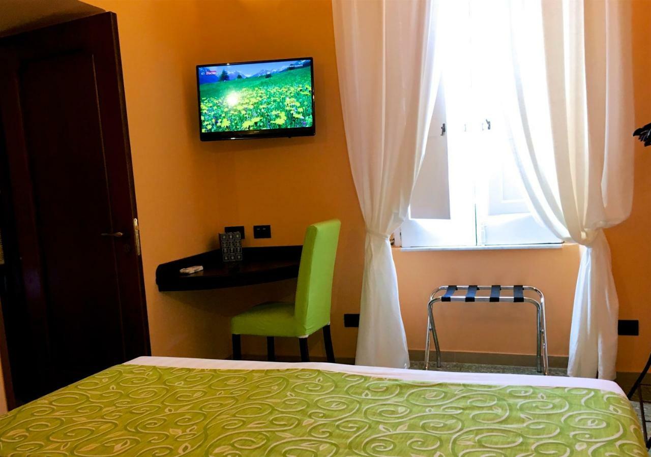 Residenza Viviani Bed & Breakfast ซานตาเญลโล ภายนอก รูปภาพ